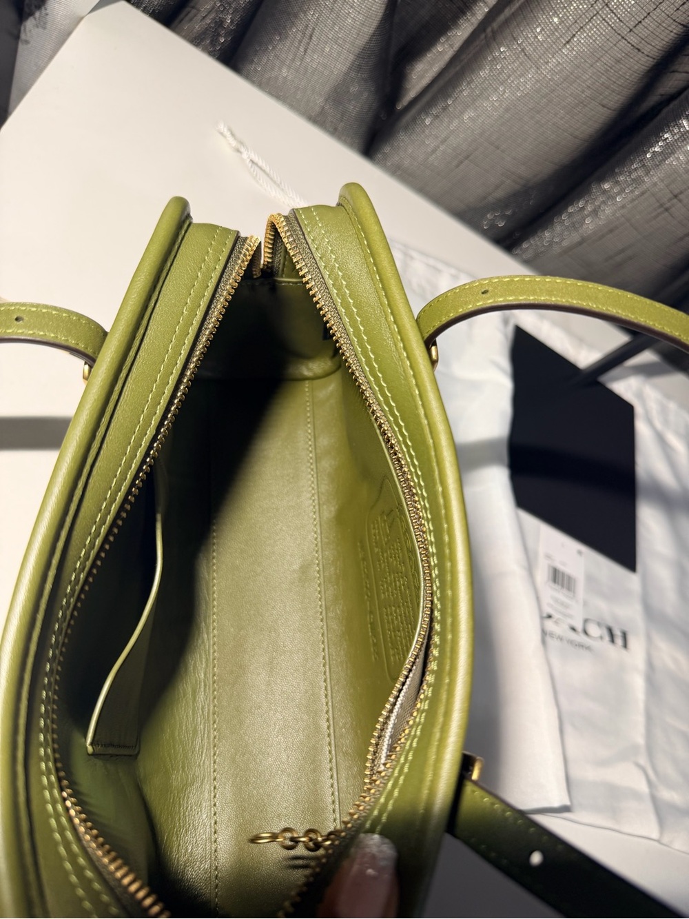Coach Olive Green Leather Shoulder Bag - Picture 6 of 6